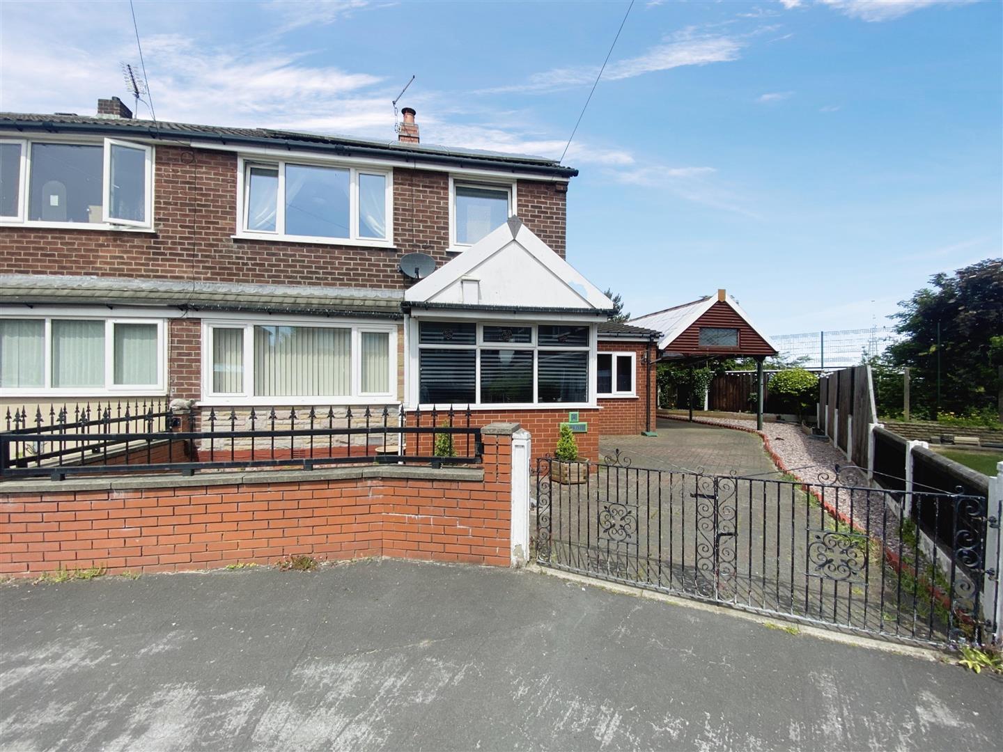 Properties Archive Page 4 of 9 Holdens Estate Agents